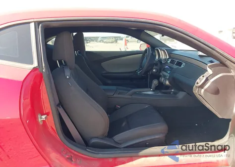 2015 Chevrolet Camaro 2Ls из США, поврежденный, VIN 2G1FB1E32F9104915